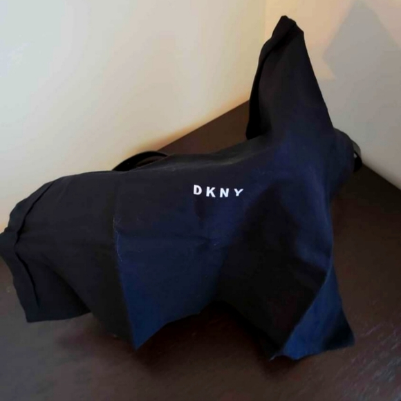 DKNY Purse Handbag - Picture 8 of 8